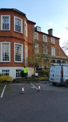 Gutter cleaning in Edenbridge TN8